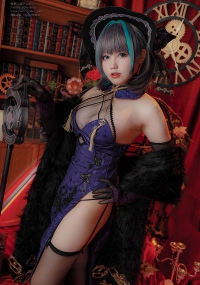 《眼镜女神》