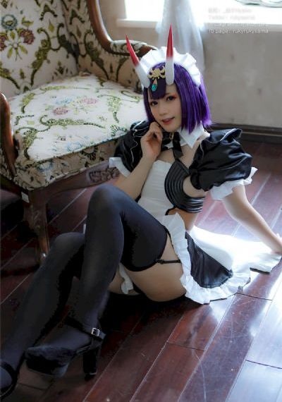 《地下偶像》在线观看